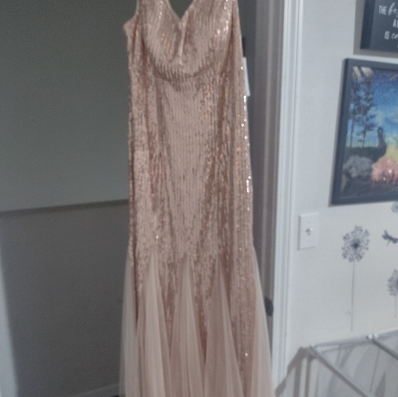 Sequin dress - Picture 4 of 6